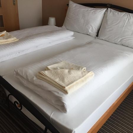Bed & Breakfast Hotel Perla Nové Mesto nad Váhom Dış mekan fotoğraf